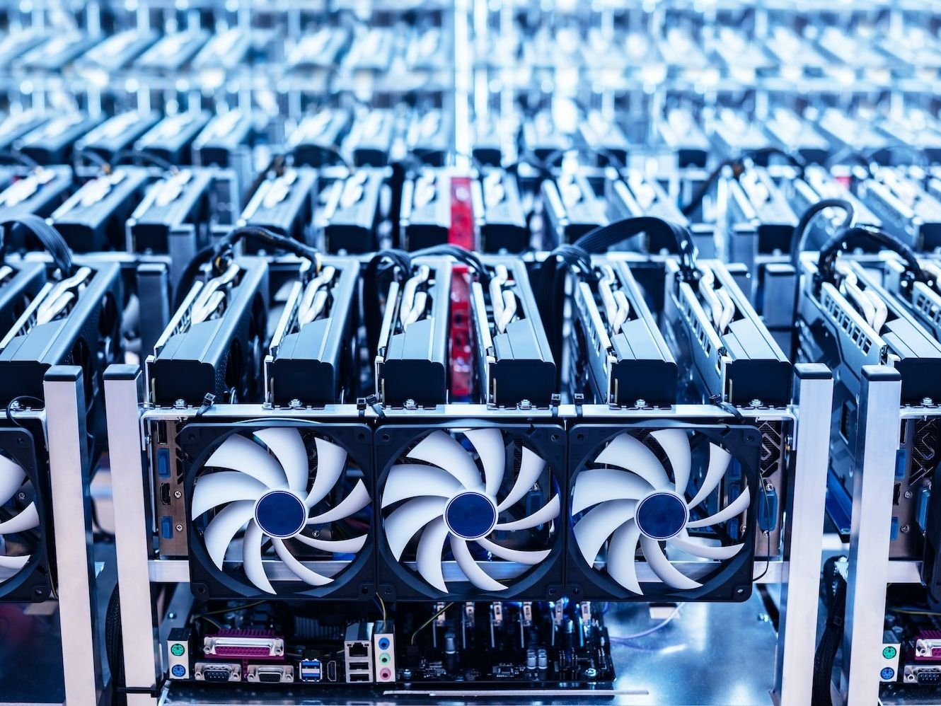 BTC Miner IREN Soars 25% After Earnings