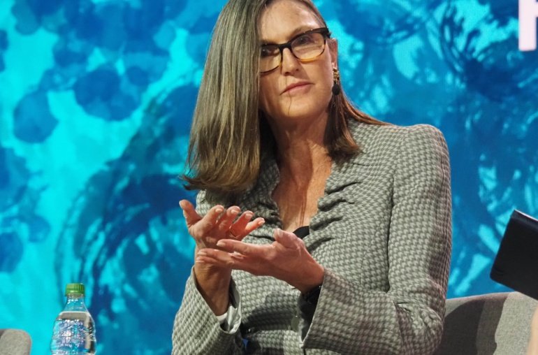 Cathie Wood’s Ark Invest Buys Over 2.5M Bullish (BLSH) Shares on NYSE Debut