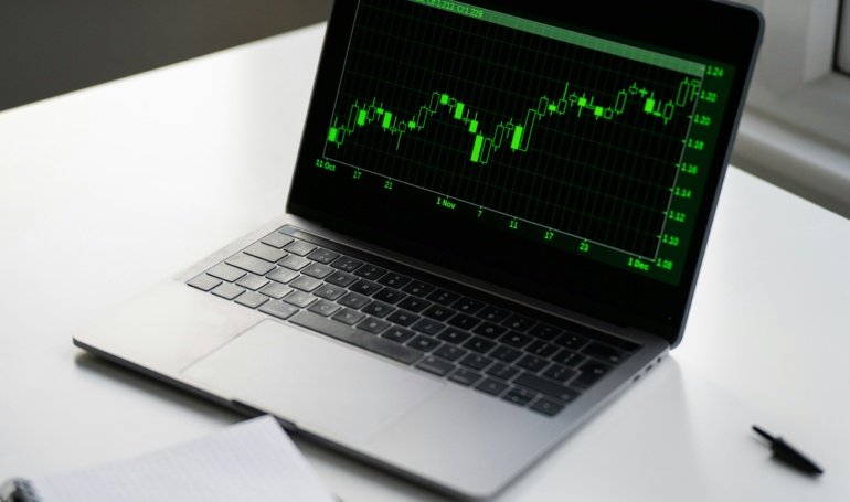 Ethereum (ETH) Surges to New All-Time High Amid Likely September Rate Cut