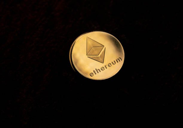 Ethereum Price Breaks Toward ,000, Analyst Reveals When To Sell Everything And Why