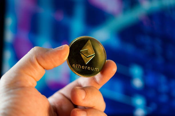 Ethereum Reaches New ATH, But RSI Divergence Clouds Path To ,000