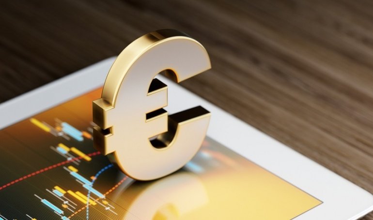 Euro Takes the Lead Among Banks