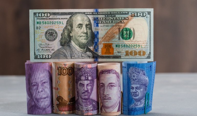 Everybody Wants To Replace the US Dollar: Rise of Multicurrency World