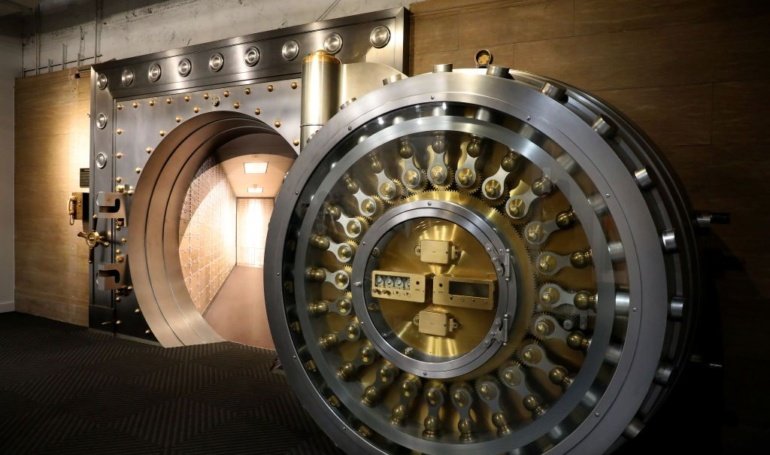 Making Bitcoin Holdings More Resistant to Quantum Attacks: The El Salvador Way