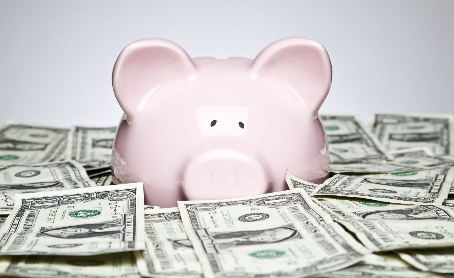 Market Rallies as Trump Opens 401(k) Floodgates: Crypto Daybook America