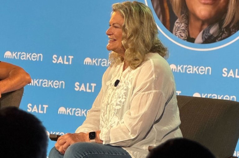 Market Structure Bill Will Be Before President Trump by Thanksgiving, Says Sen. Lummis