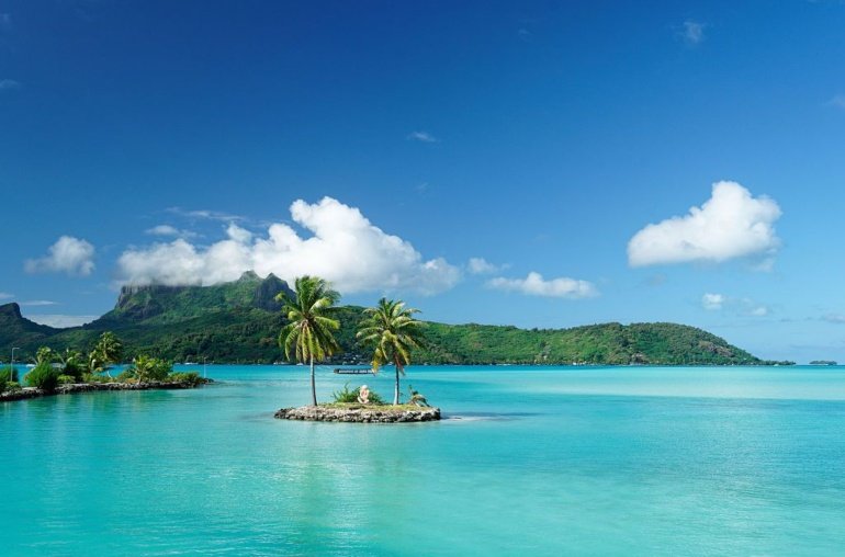 Rich Bitcoiners Seem to be Spending BTC on Luxury Holidays. Is This Really a Good Idea?