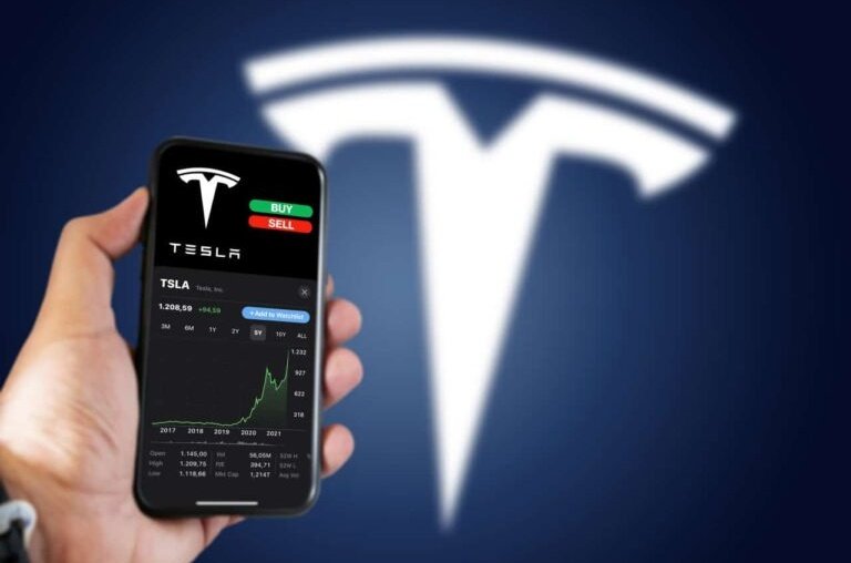 Tesla’s B Musk Deal Sends Stock Up 2.2%