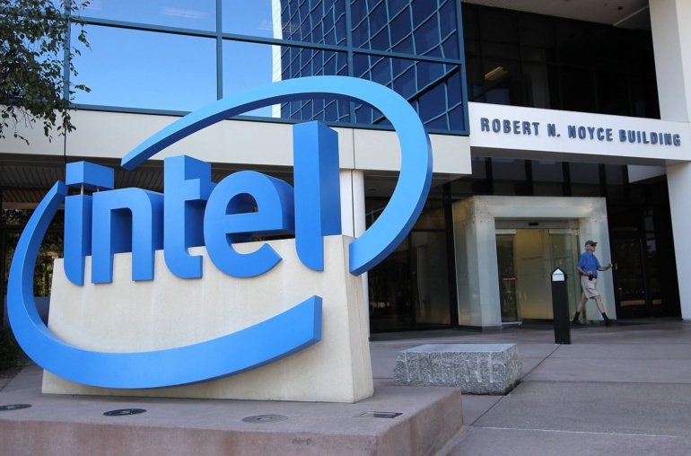 Trump Administration Looks to Purchase 10% Stake in Intel (INTC)