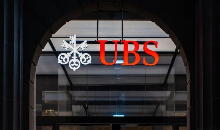 UBS Pays Price for Credit Suisse Rescue with 0M Deal