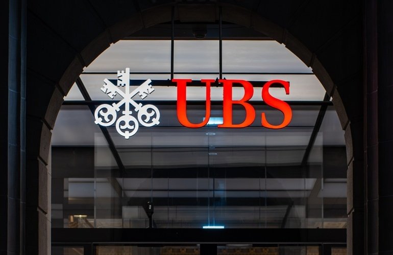 UBS Pays Price for Credit Suisse Rescue with 0M Deal