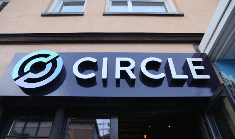 USDC Issuer Drops on Stock Sale Offering