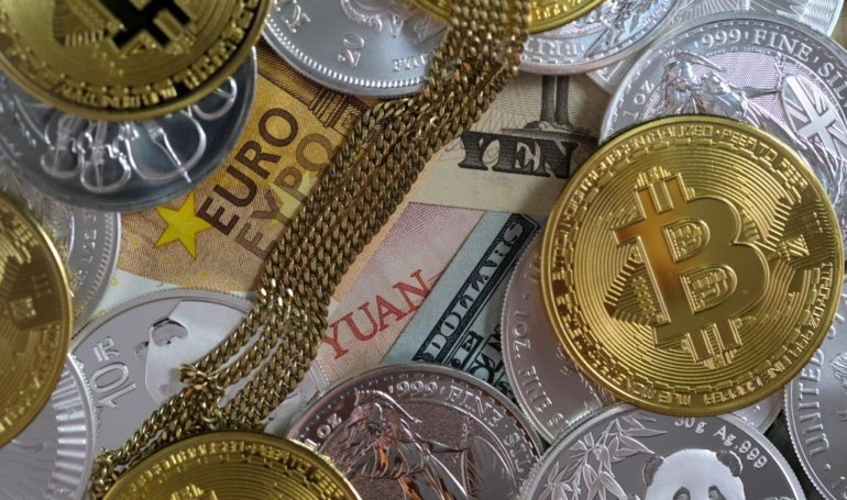 Which Is the Better Hedge Asset in 2025?