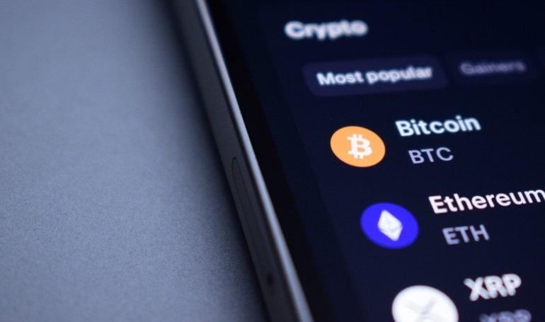 Why Is Crypto Going Up? XRP, Dogecoin, Ethereum and Bitcoin Prices Rebound Despite Stock Crash