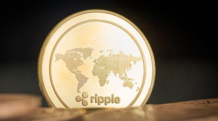 XRP Hits Resistance Near .93, Analysts Warn of Binary Outcome