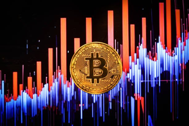 Bitcoin Holds Key Support Amid Gravestone Doji
