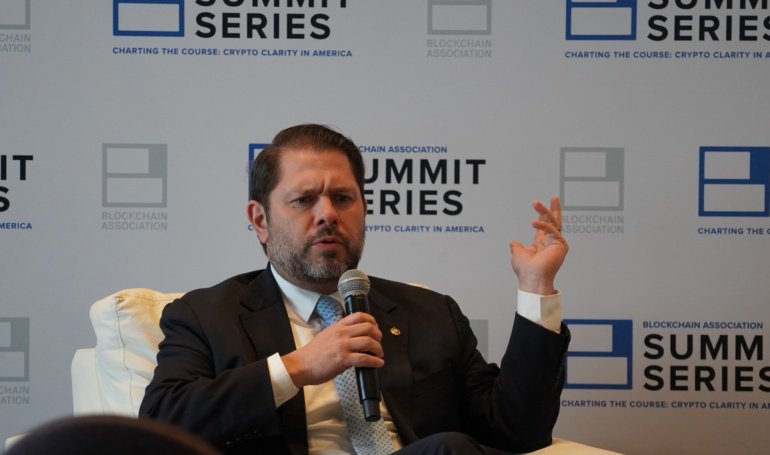 Dems Respond to GOP’s Crypto Market Structure Bill With Framework of Priorities