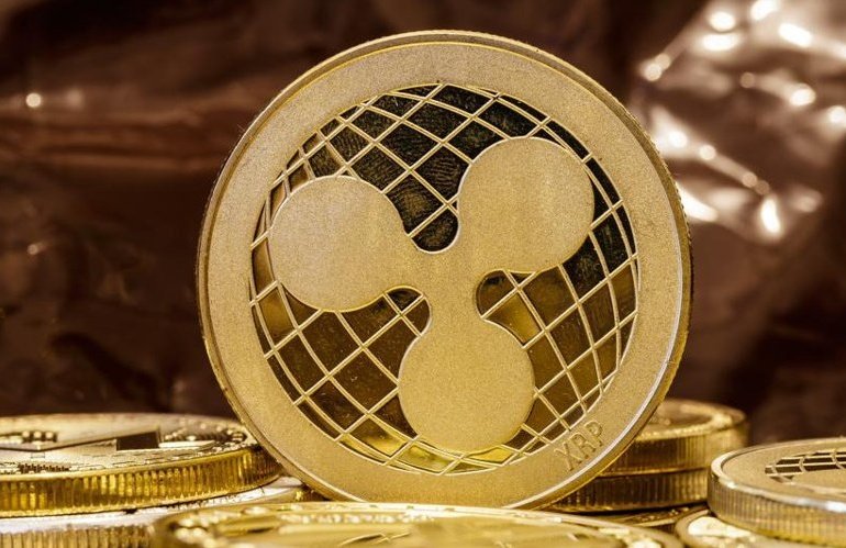 XRP Reverses at Double Bottom; This Analyst Sees Crypto Upswing
