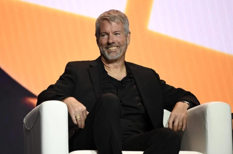 Strategy (MSTR)’s Michael Saylor Predicts Bitcoin to 0,000