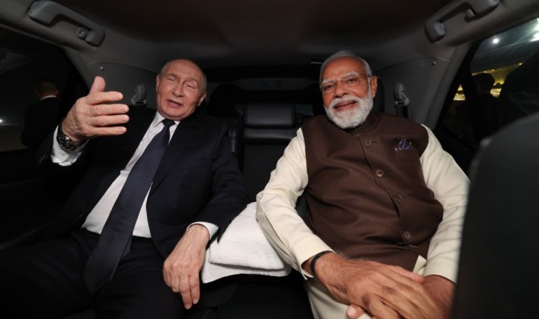 Putin Gives Latest Update on BRICS Currency During India Visit