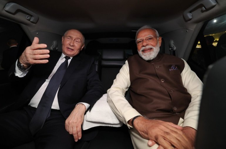Putin Gives Latest Update on BRICS Currency During India Visit
