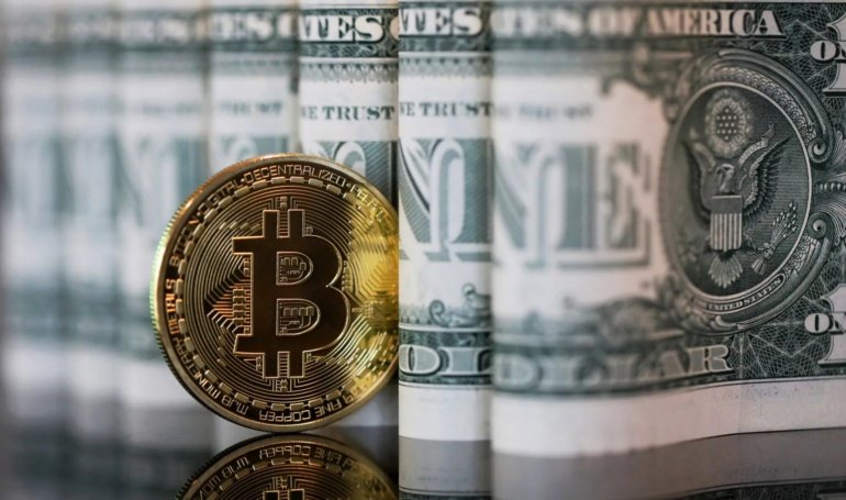 Corporate Bitcoin Dips As Satoshi-Era Wallet Exits After 15 Years