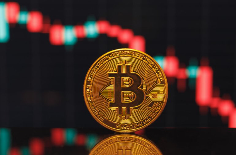 “How To Buy Bitcoin” Google Search Just Spiked: Is a Rally Next