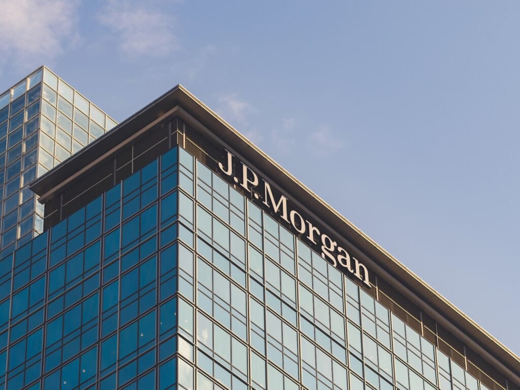 JPMorgan Says DeFi Security Crisis Is Blocking Institutional Money JPMorgan Says DeFi Security Crisis Is Blocking Institutional Money