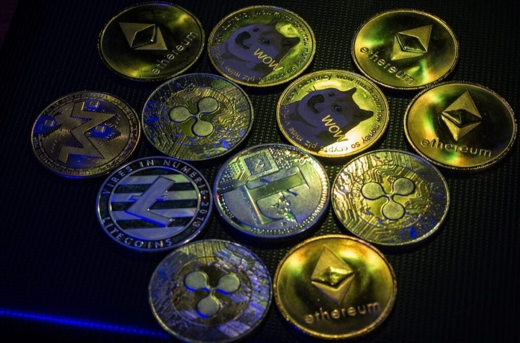 Ethereum, XRP, Solana Up Over 40% in 2 Weeks but 1 Altcoin Misses the Crypto Party Ethereum, XRP, Solana Up Over 40% in 2 Weeks but 1 Altcoin Misses the Crypto Party