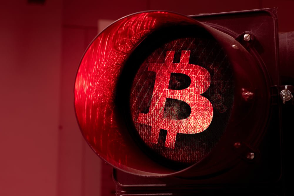 Bitcoin’s Bounce Is a ‘Gift To Sell,’ Bloomberg’s McGlone Cautions Bitcoin's Bounce Is a 'Gift To Sell,' Bloomberg's McGlone Cautions