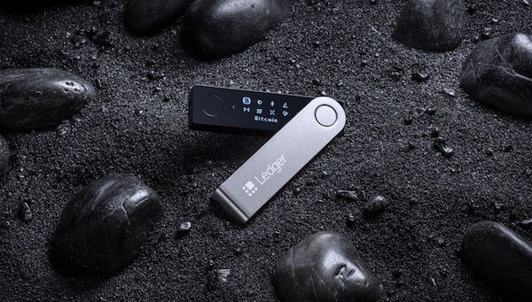 Crypto Hardware Wallet Firm Ledger Addresses Ethereum App Signing Flaw Amid Disclosure Dispute
