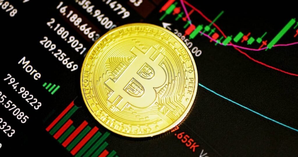 Bitcoin advances toward US$80,000 as ETF demand builds