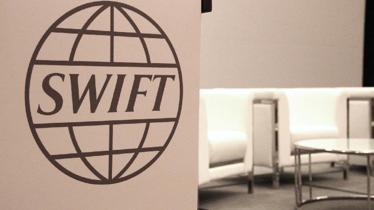 Swift’s $1.5 quadrillion network faces a blockchain test Swift’s $1.5 quadrillion network faces a blockchain test