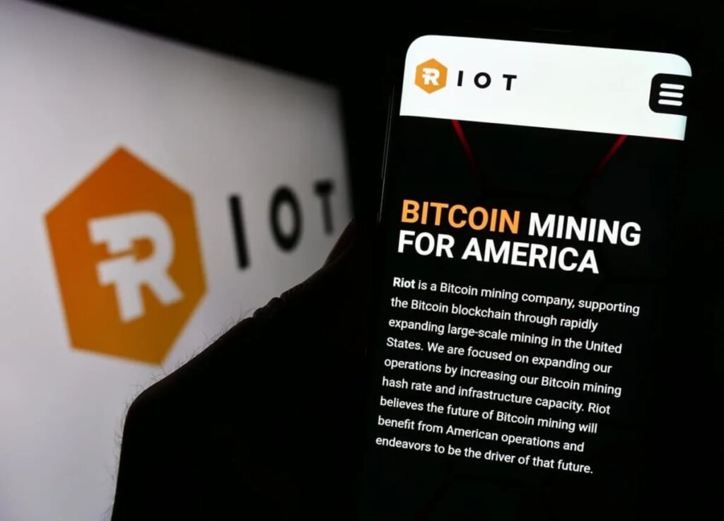 Riot Platforms Stock Gains as Bitcoin Crosses $72,000 Riot Platforms Stock Gains as Bitcoin Crosses $72,000