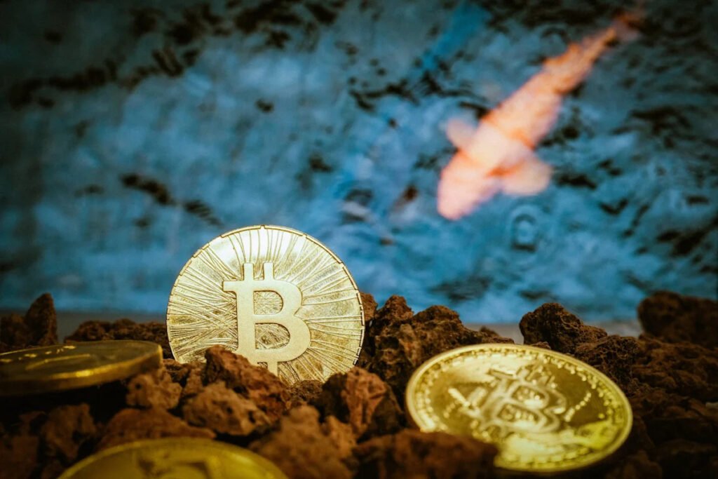 Bitcoin’s 90-day correlation with gold tops 50%, study says debt fears are driving it Bitcoin's 90-day correlation with gold tops 50%, study says debt fears are driving it