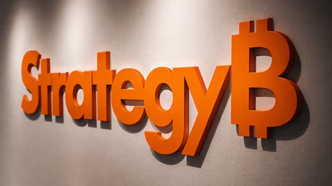 Bitcoin's Price Has Stalled and Arthur Hayes Says Strategy Pays the Price