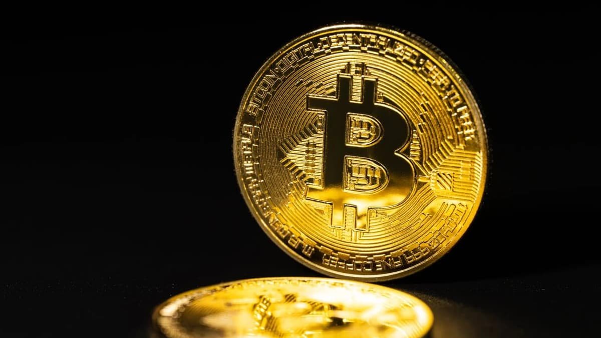 OJK Calls for Strong Governance in Blockchain and Crypto