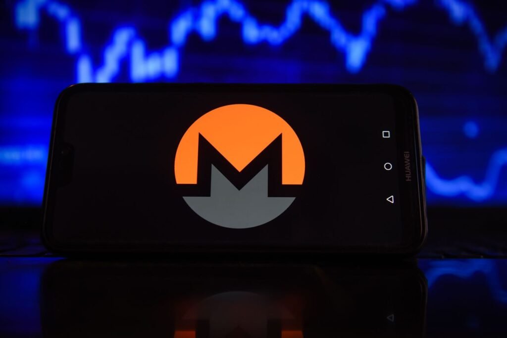XMR Outperforms Bitcoin In August, Seeing Its Best Month In Over 5 Years XMR Outperforms Bitcoin In August, Seeing Its Best Month In Over 5 Years