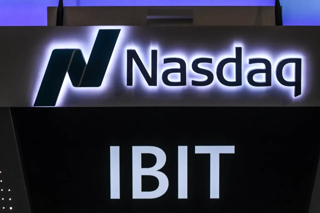 Is AI Trade Losing Steam? Gold, Bitcoin ETFs Climb Back Into Top 10