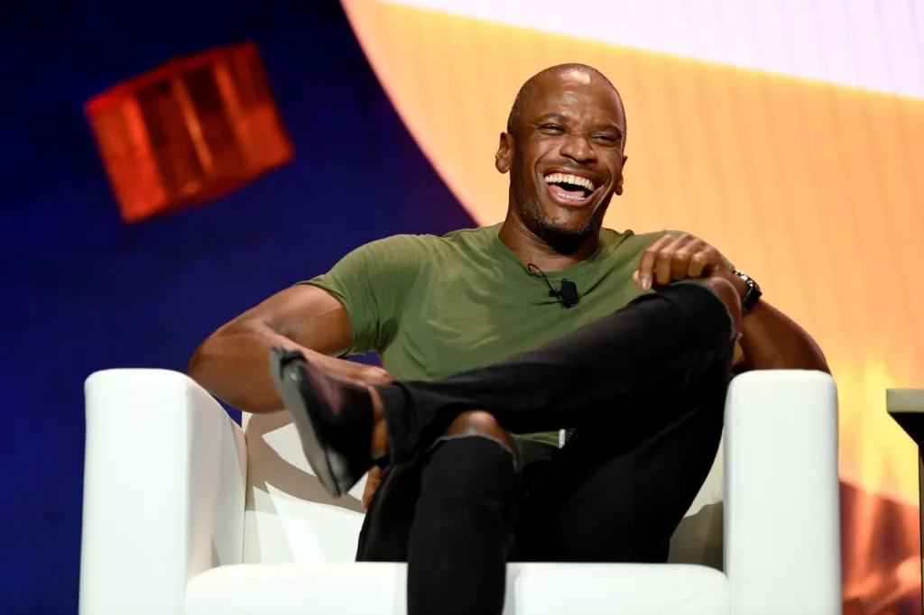Arthur Hayes Says He Is Betting On Bitcoin Over Gold 10-To Arthur Hayes Says He Is Betting On Bitcoin Over Gold 10-To