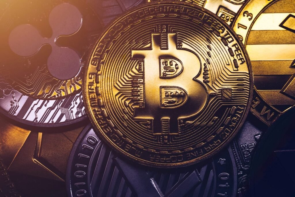 Arthur Hayes Predicted $250,000 Bitcoin. But Another Investor Says the Plan Behind It Is Already Failing