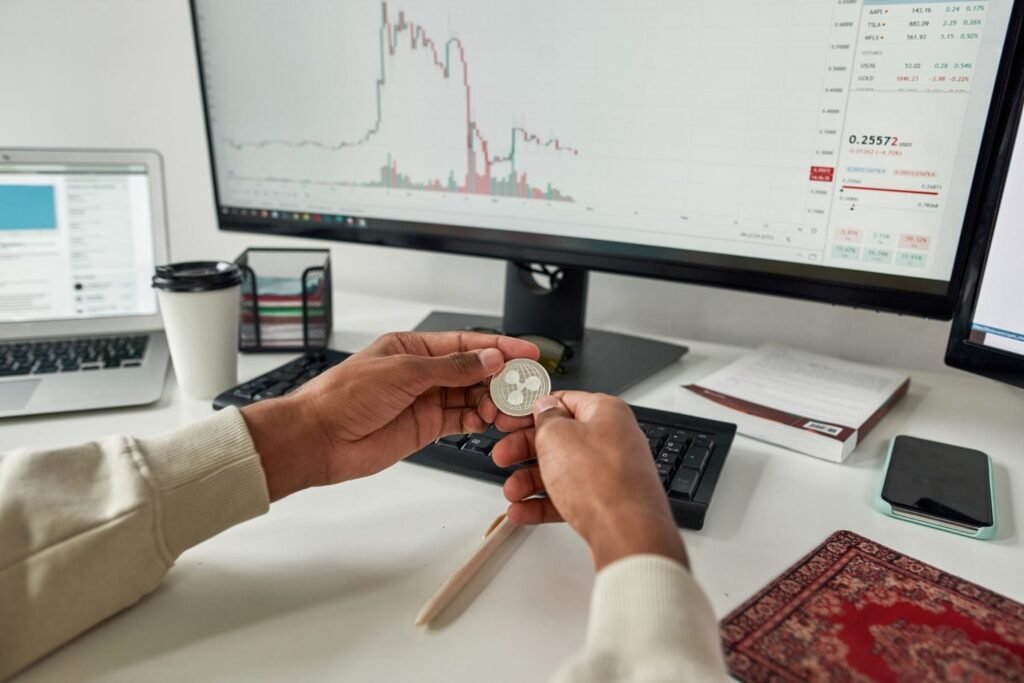 XRP Hit $1.66 and Fell Back. Was That the Top? XRP Hit $1.66 and Fell Back. Was That the Top?
