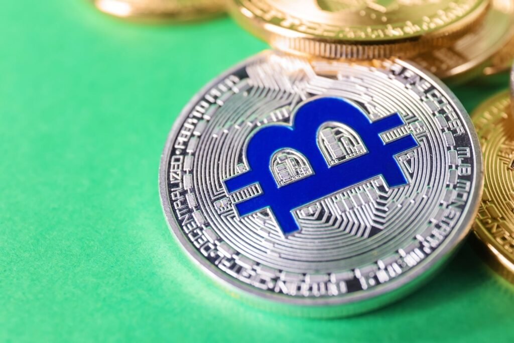 Bitcoin Wallet Moves 8.54 BTC After 15 Years, Showing A 461,981% Gain Bitcoin Wallet Moves 8.54 BTC After 15 Years, Showing A 461,981% Gain