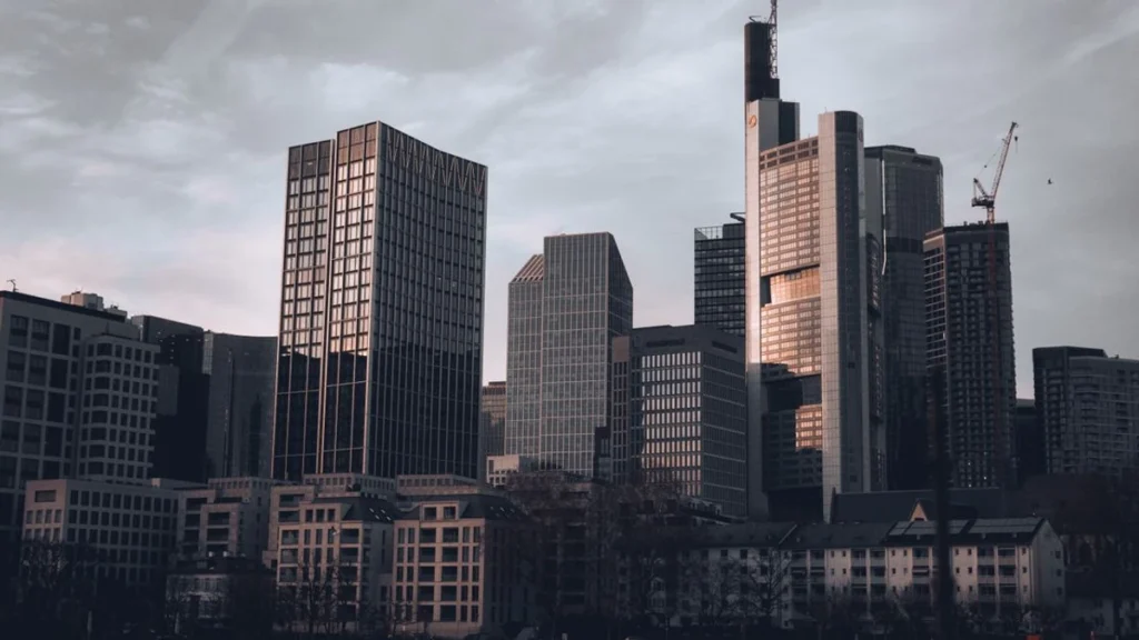 Altcoin Optimism Peaks as 85% Surpass Average Funding Rates Altcoin Optimism Peaks as 85% Surpass Average Funding Rates