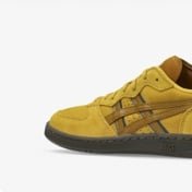 ASICS leans into texture with its best Skyhand OG yet