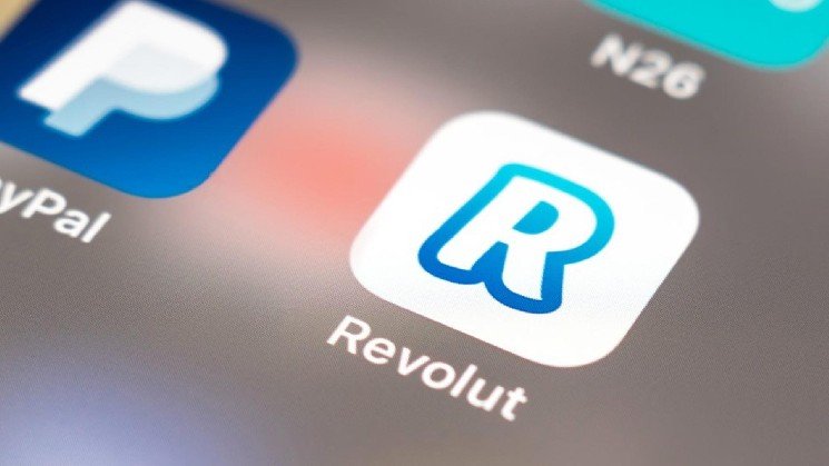 Bitcoin activity, passports exposed after Revolut falls for fake government request Bitcoin activity, passports exposed after Revolut falls for fake government request