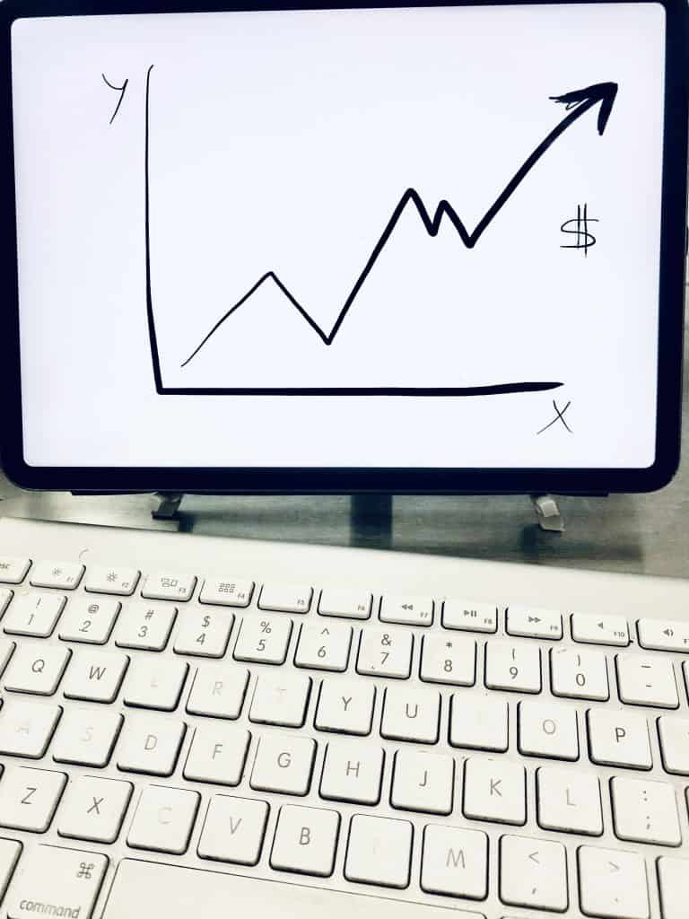 Standard Chartered Sees DeFi Protocol SKY Token Surging 5x By End Of 2028 Standard Chartered Sees DeFi Protocol SKY Token Surging 5x By End Of 2028