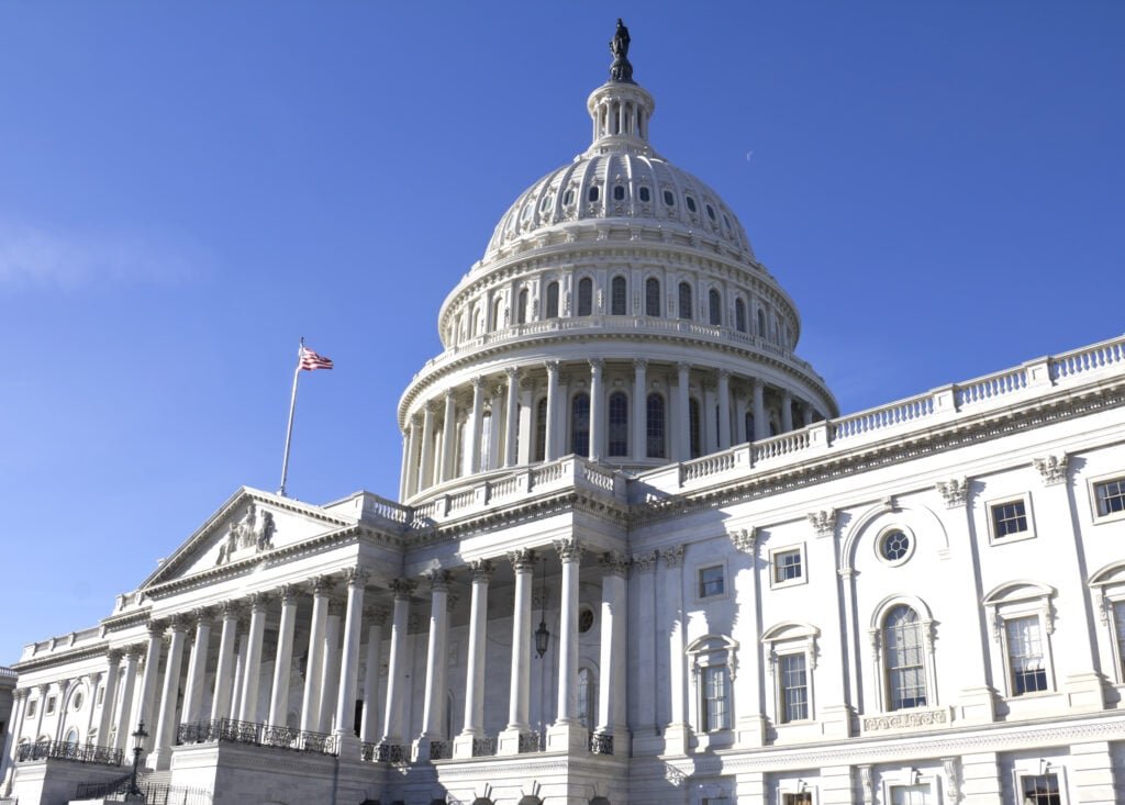 SEC, CFTC Rulemaking Will Be ‘Aggressive and Swift’ After CLARITY Act Failure, Bernstein Says SEC, CFTC Rulemaking Will Be 'Aggressive and Swift' After CLARITY Act Failure, Bernstein Says