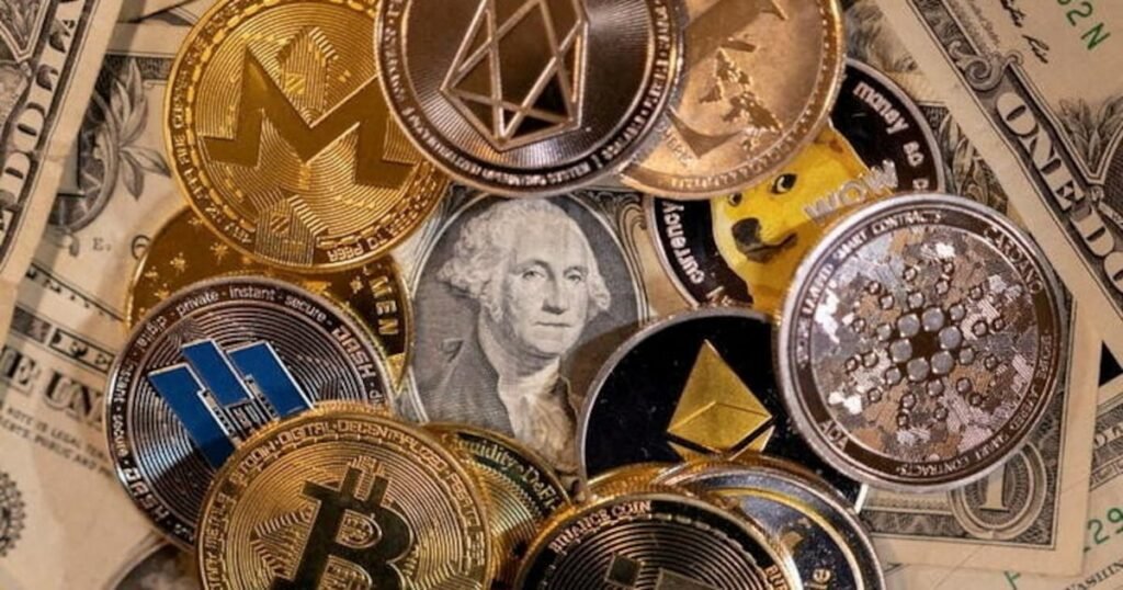 Gold and Bitcoin rose together but dollar may have upper hand Gold and Bitcoin rose together but dollar may have upper hand