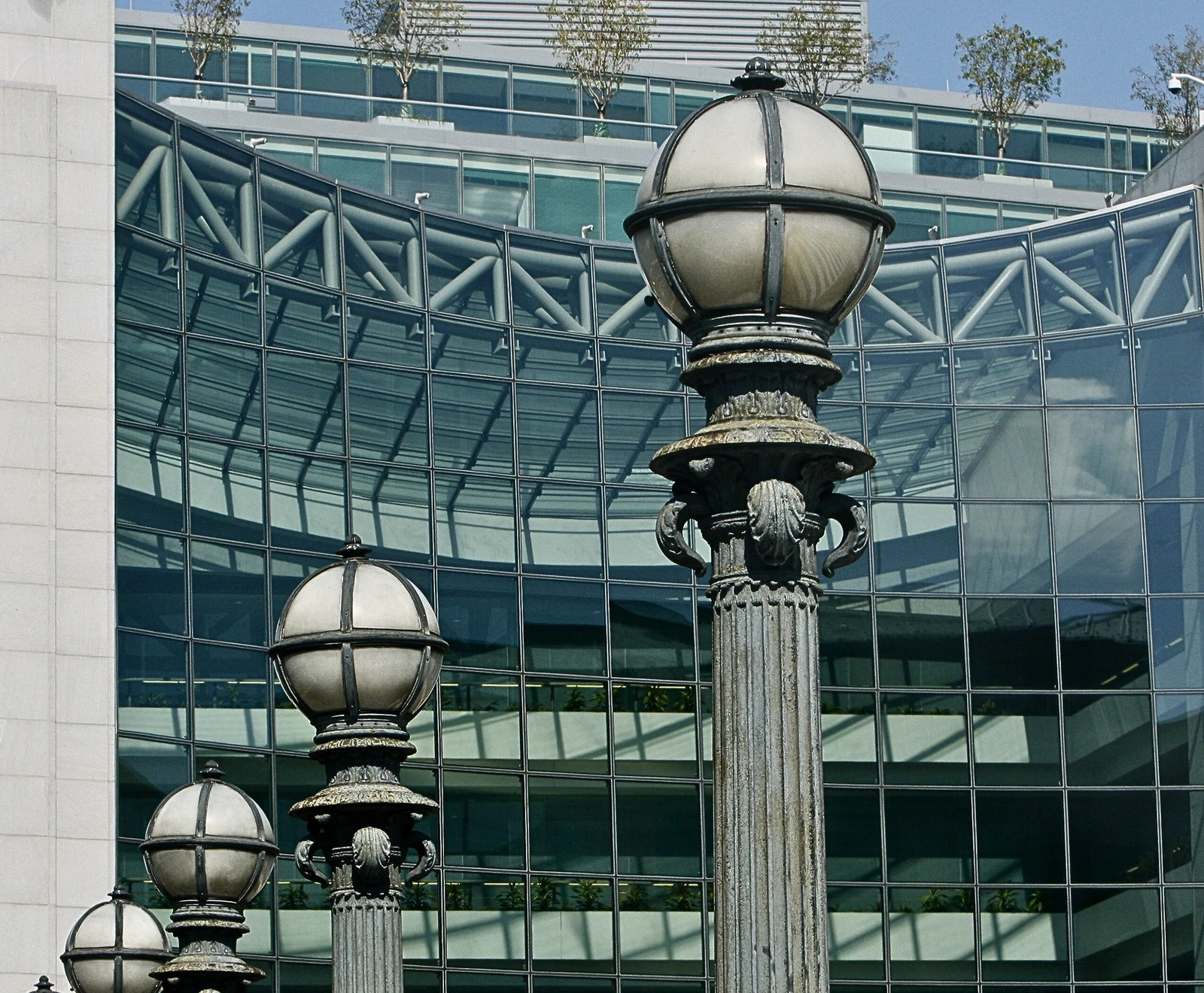 SEC Lets Bitcoin, Ethereum and XRP ETFs Use In-Kind Creations: What That Changes
